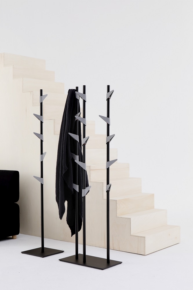 Bamboo coat stand Cascando