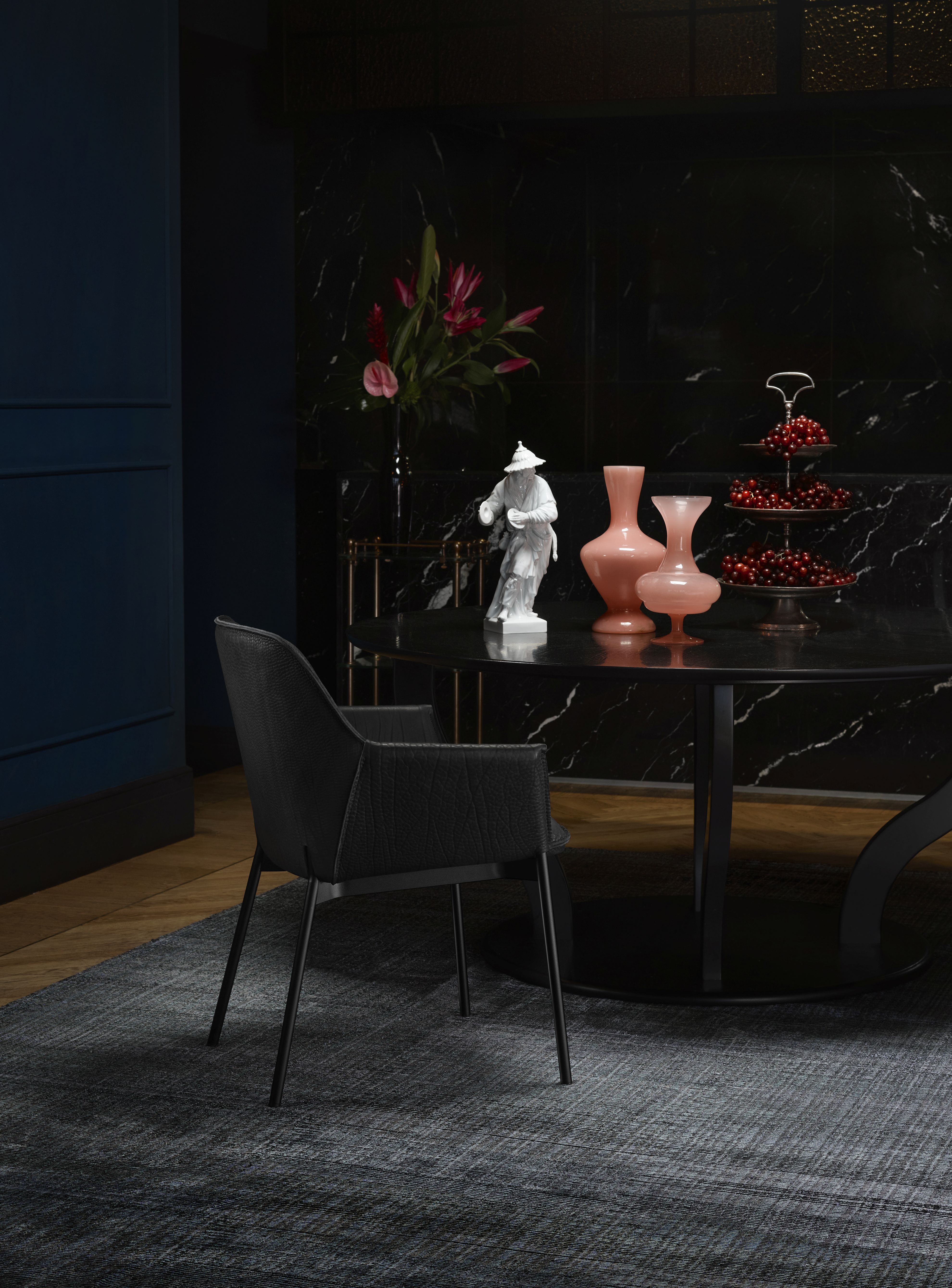Marla Armchair high armrests Freifrau Manufaktur 