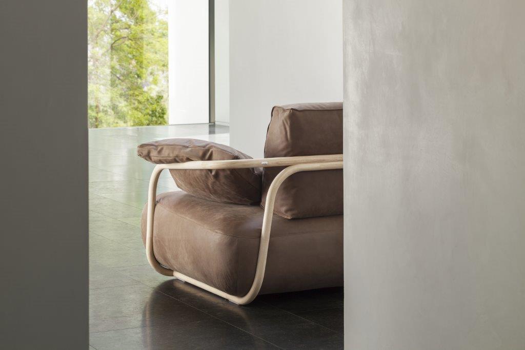 2002 bentwood sofa Thonet
