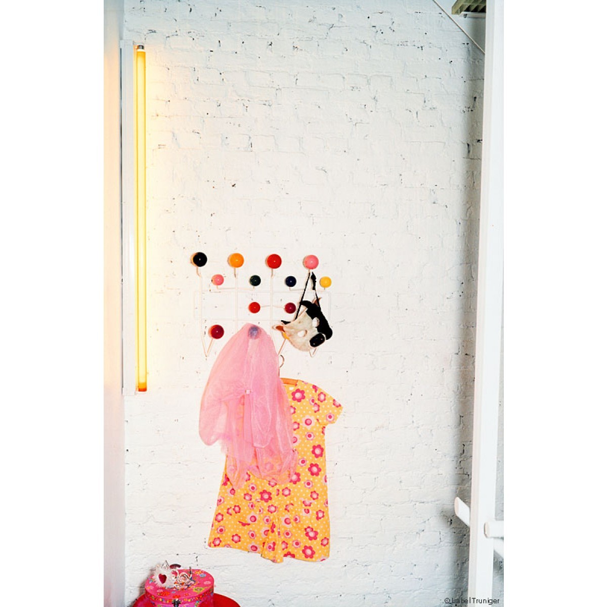 Hang it all colorful wardrobe Vitra Eames