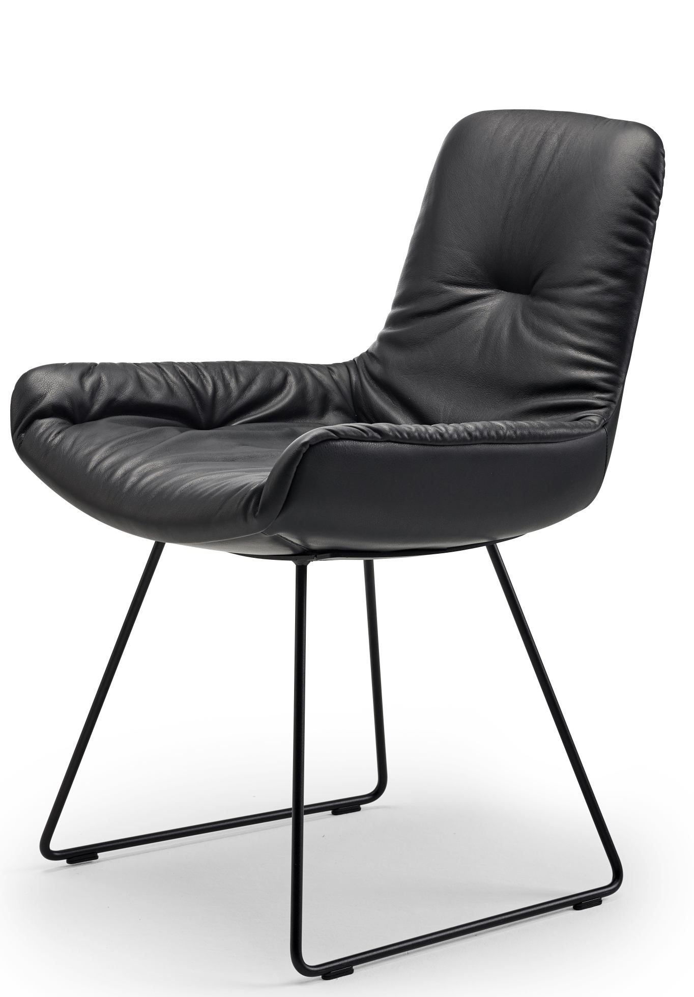 Leya chair armrest low Freifrau Manufaktur