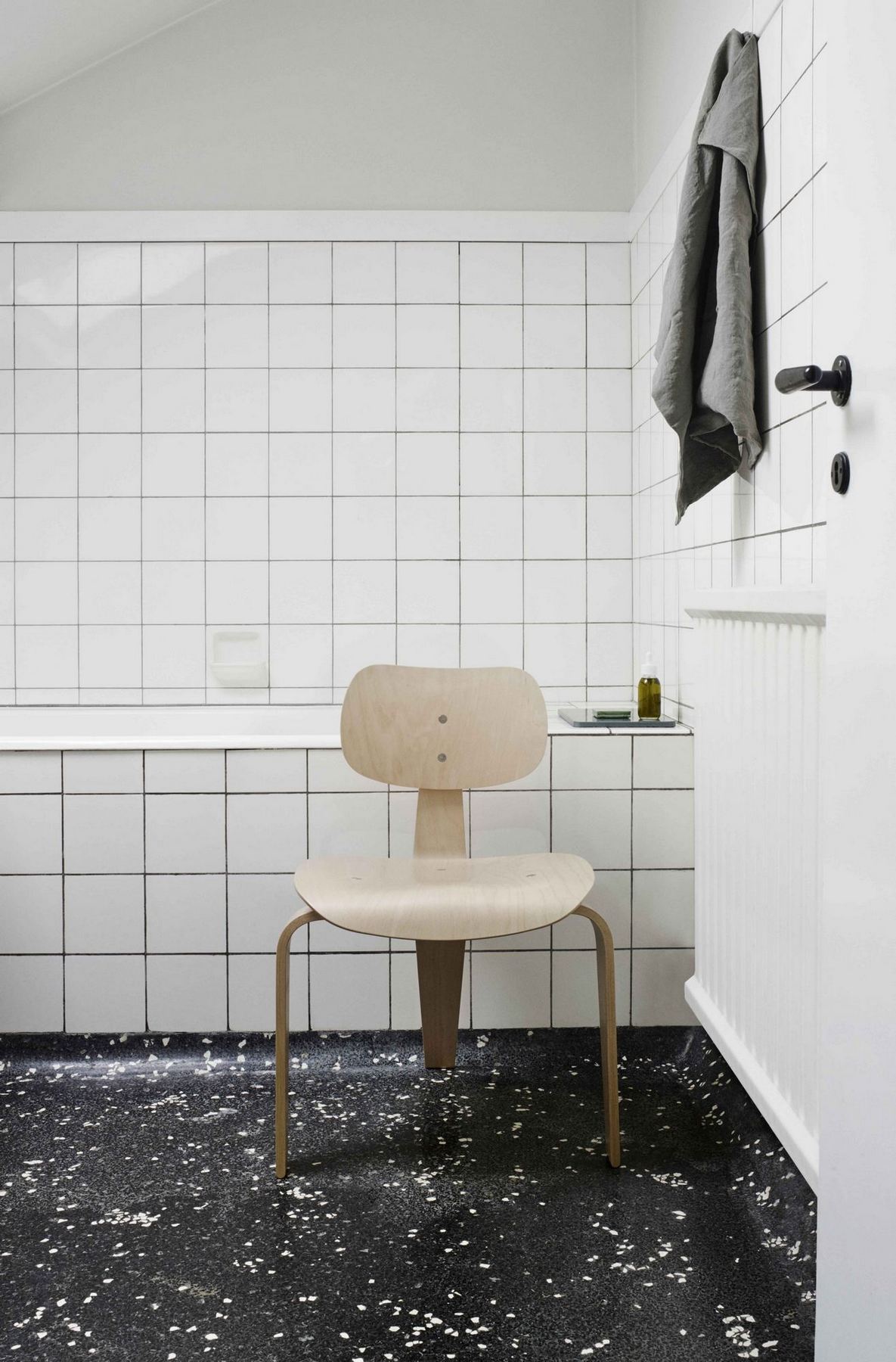 SE 42 chair Wilde+Spieth