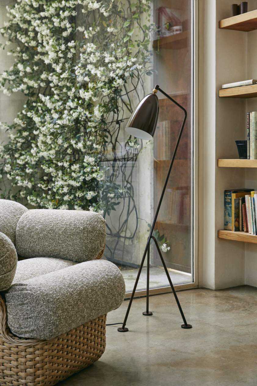 Gräshoppa / Grashoppa Floor light Gubi