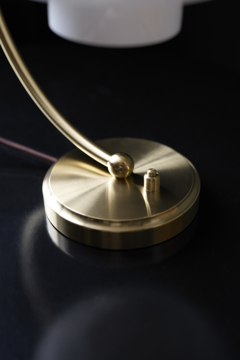 PH 2/2 Luna Table Lamp Brass / Opal Glass Louis Poulsen LIMITED EDITION