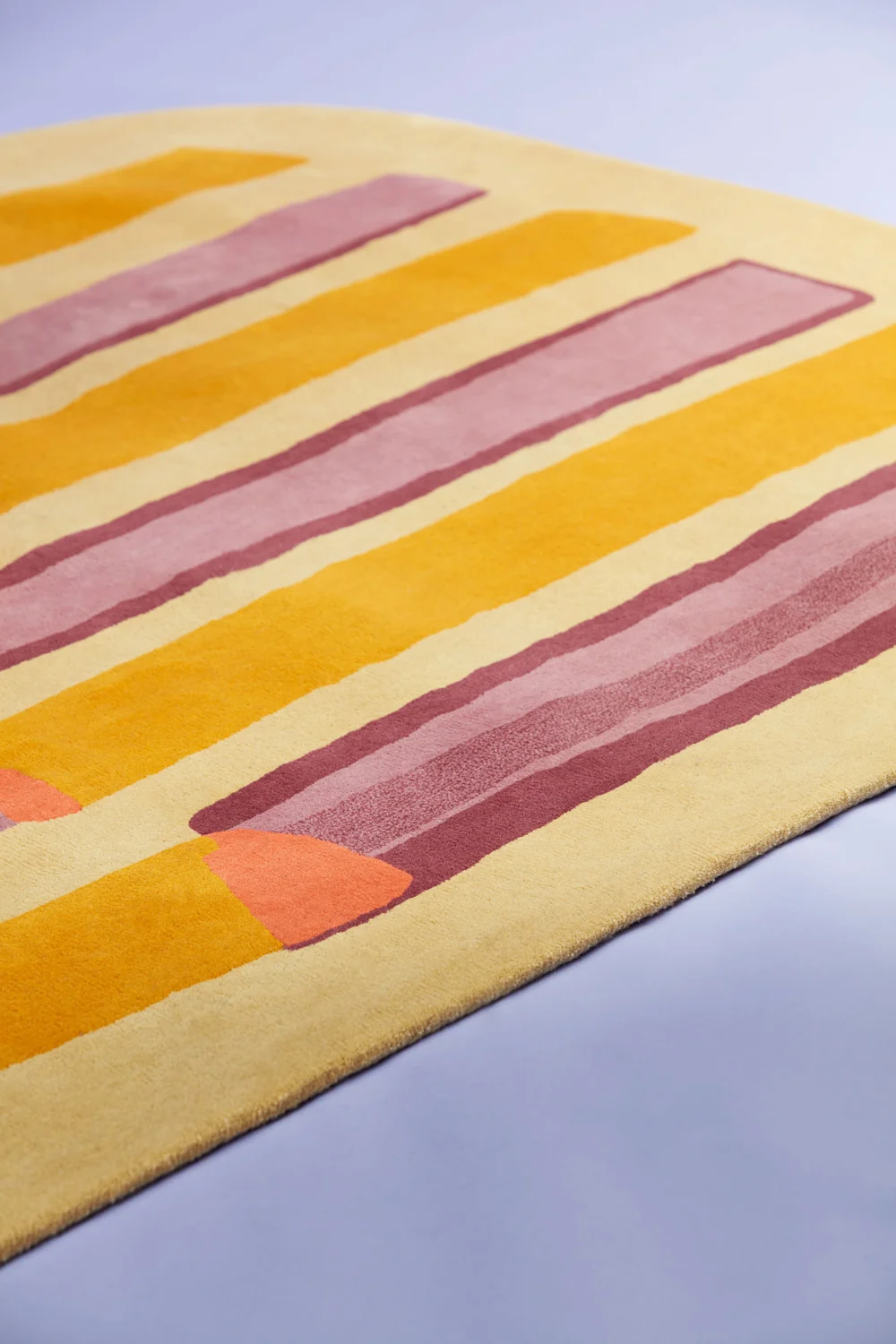 Parays Rug yellow-violett Kartell