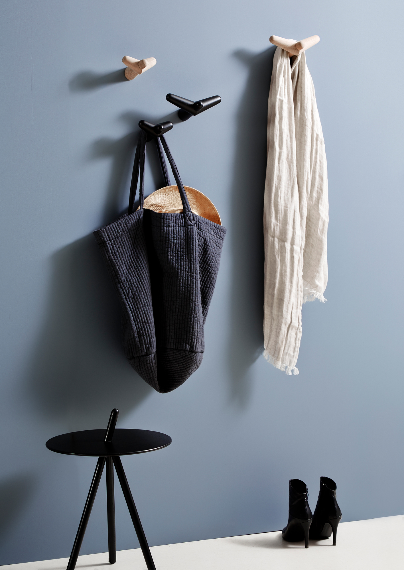 Tail Wing Hook Black Painted Birch Woud SINGLE PIECES