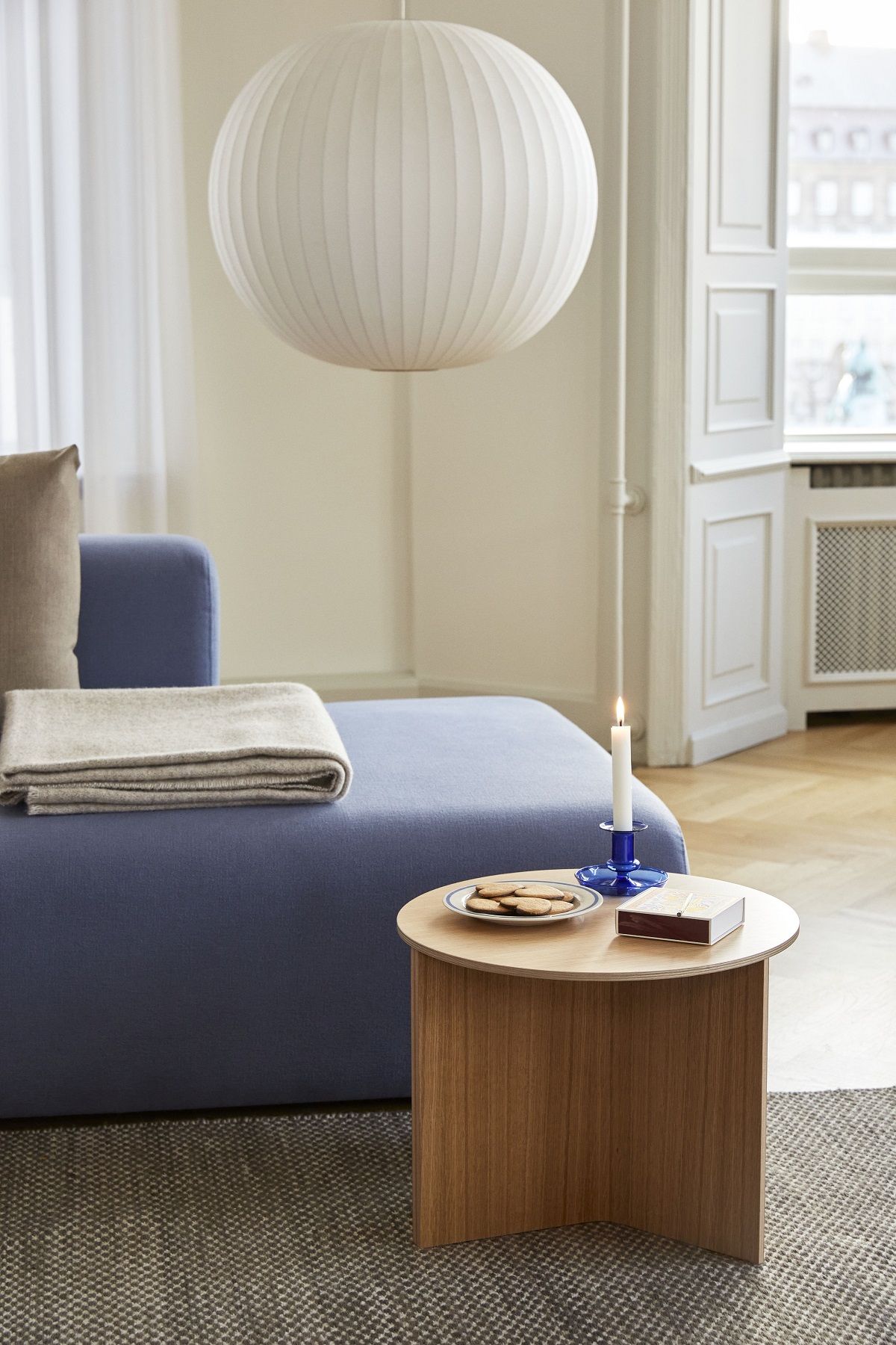 Slit Table Wood Round Side Table / Coffee Table Wood Hay 