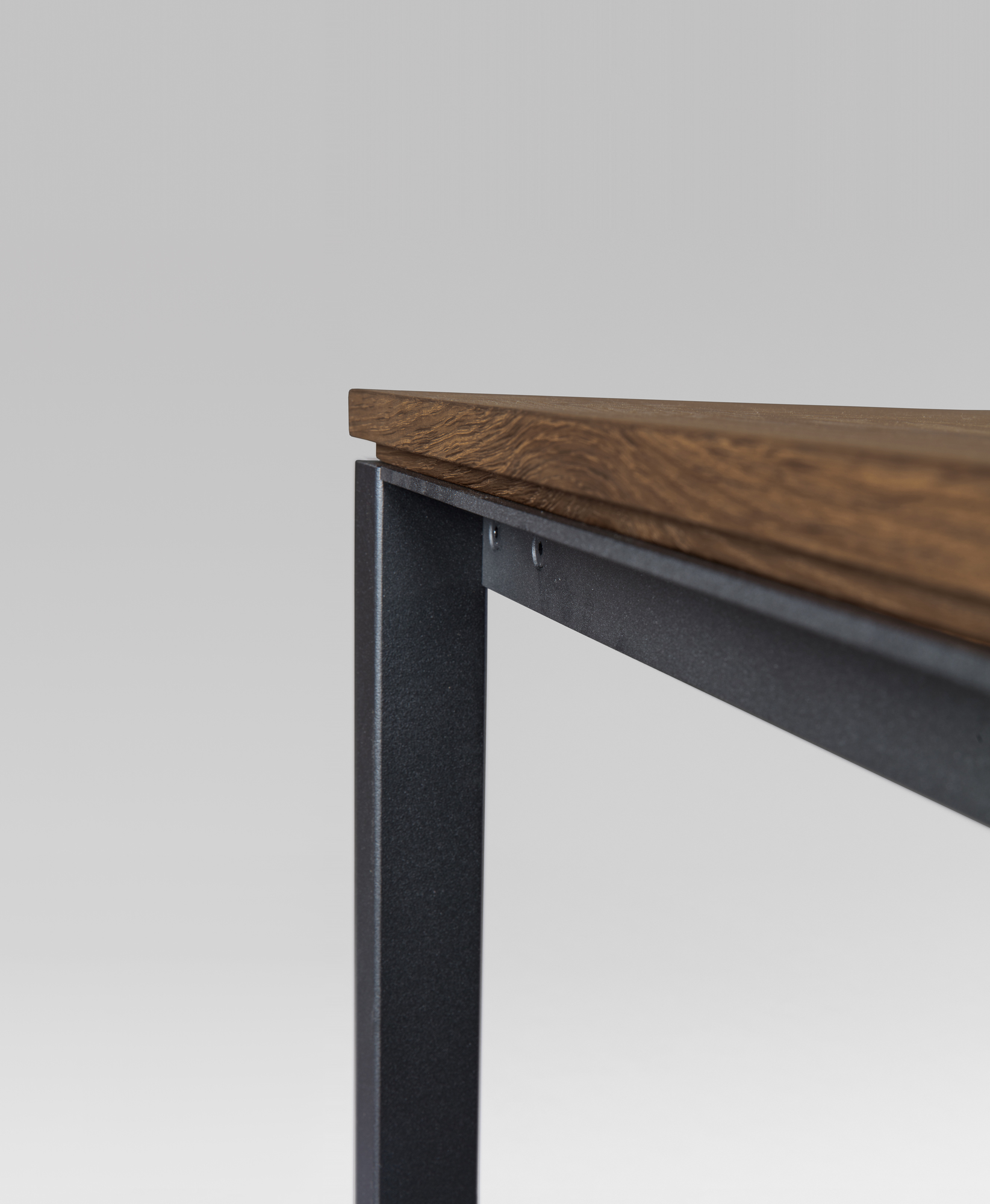 S 600 Table smoked oak Janua