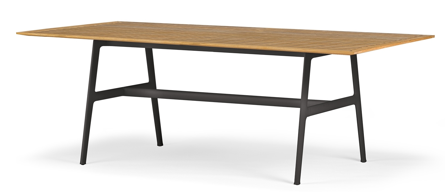 Seax Dining Table Dedon