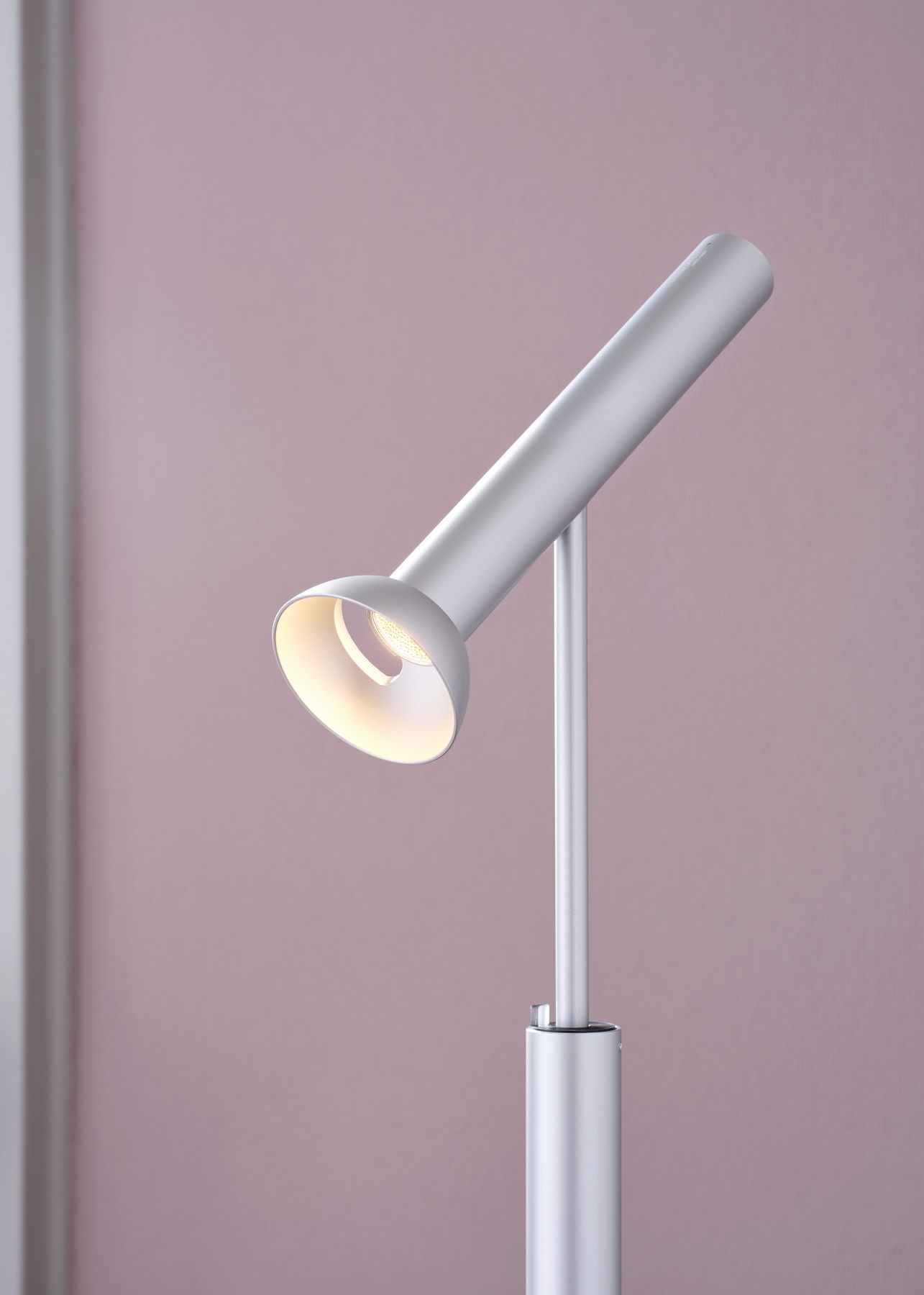 TOPOLED  S Floor Lamp Baltensweiler