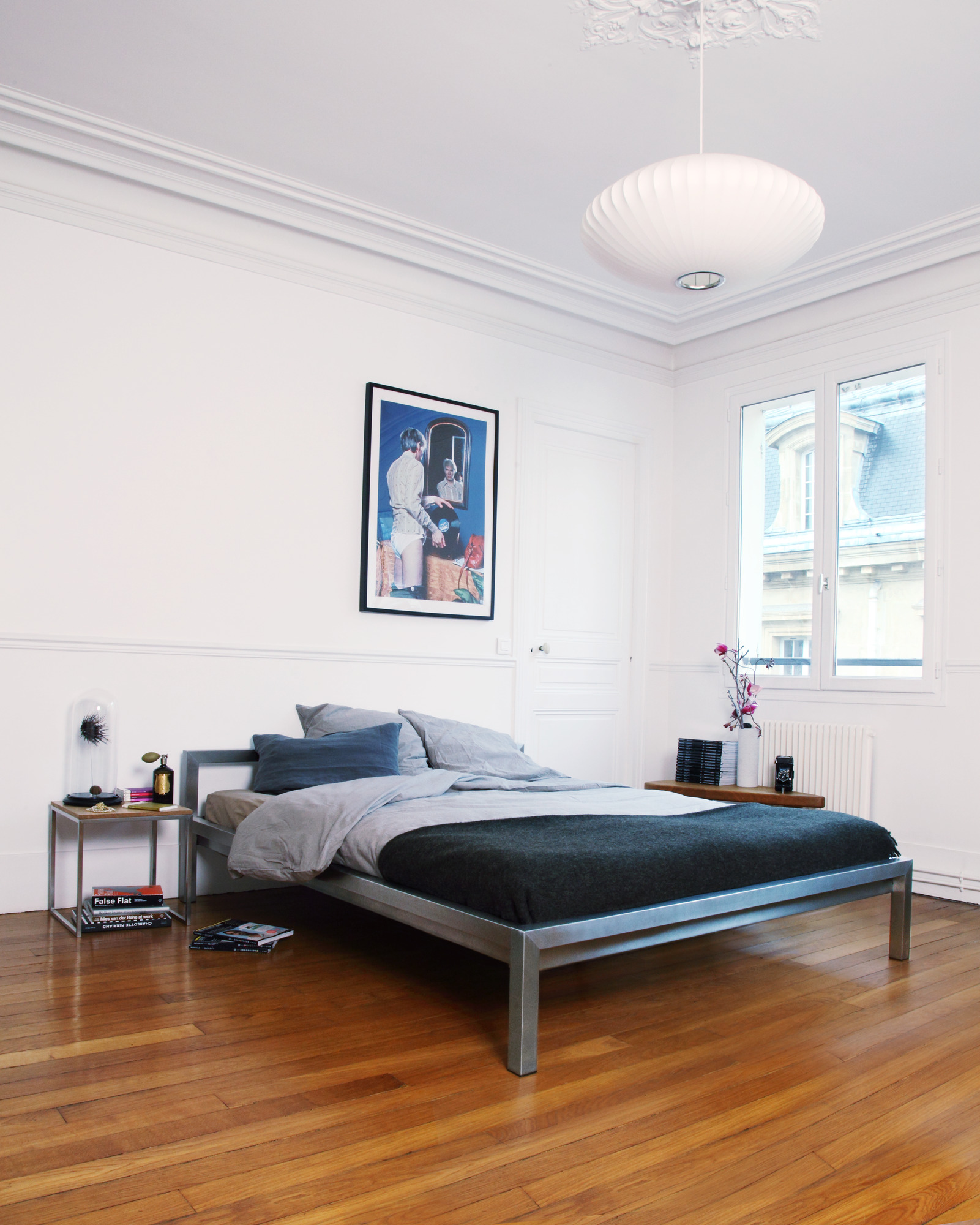 Pure stainless steel bed H 666 VA 160 x 200 cm Hans Hansen