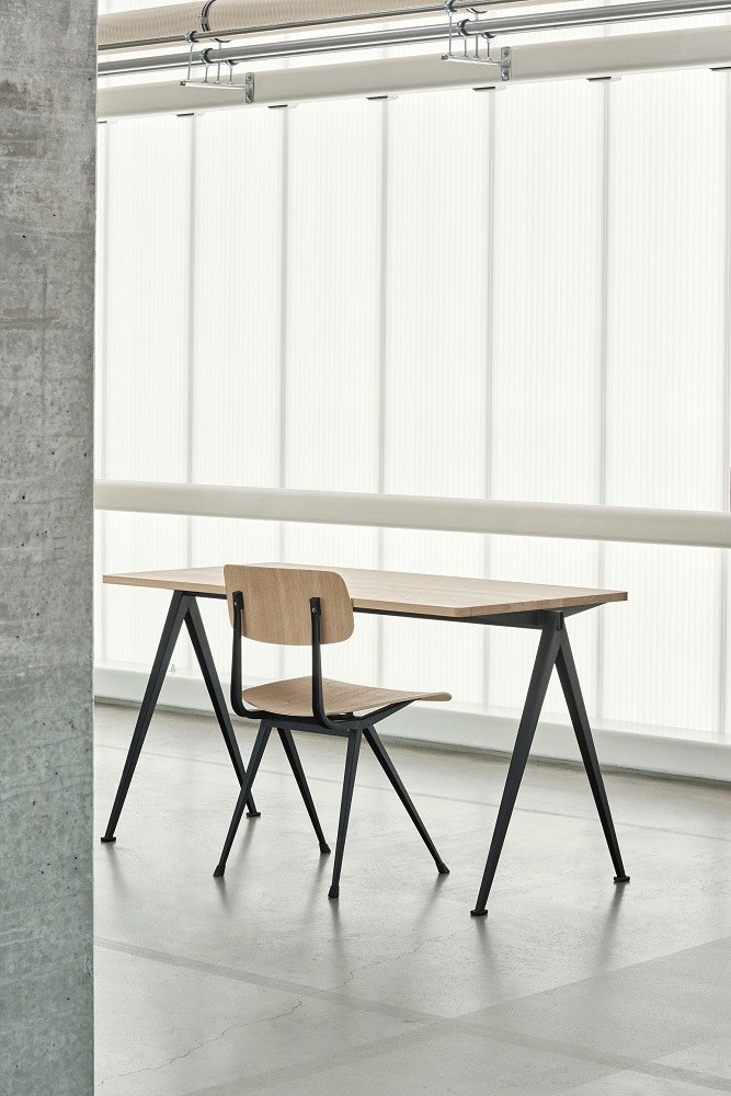 Pyramid Table 01 / Secretary Hay