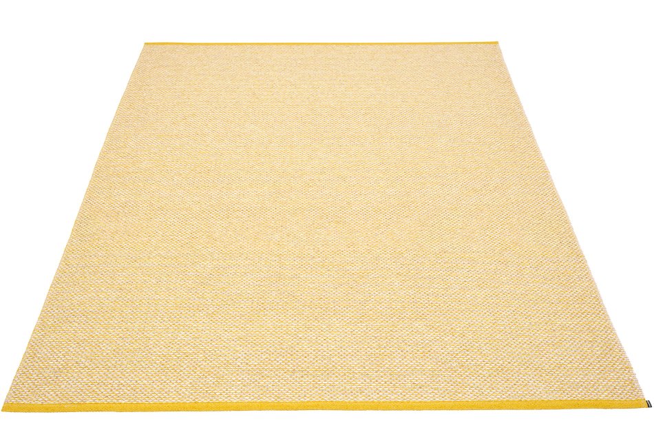 Effi Plastic Rug 230x320 cm Pappelina Mustard