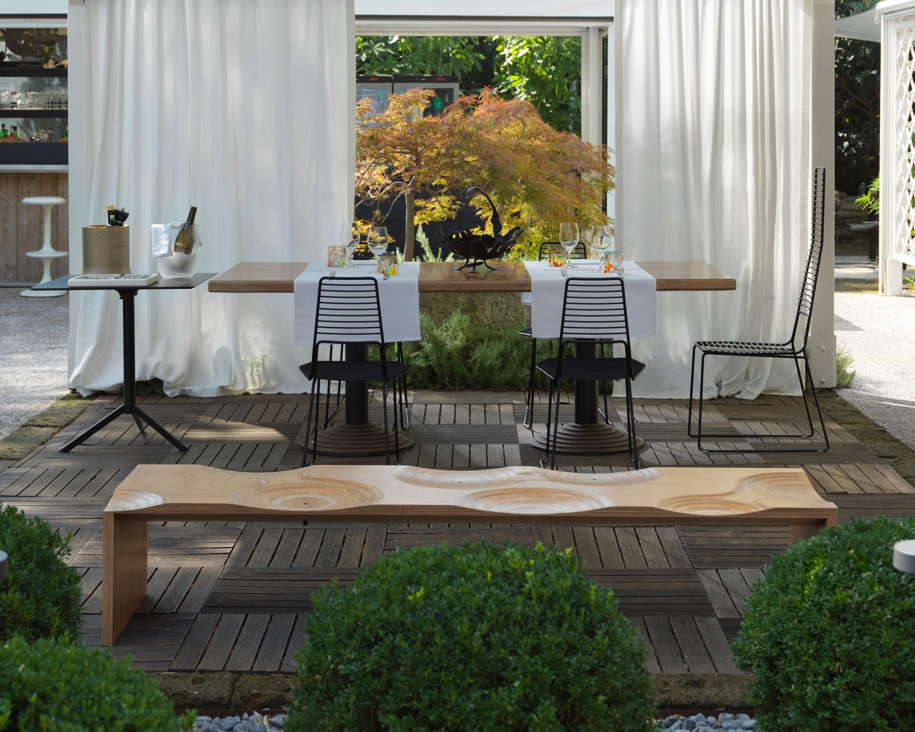 Ripples Outdoor Bench Casamania Horm