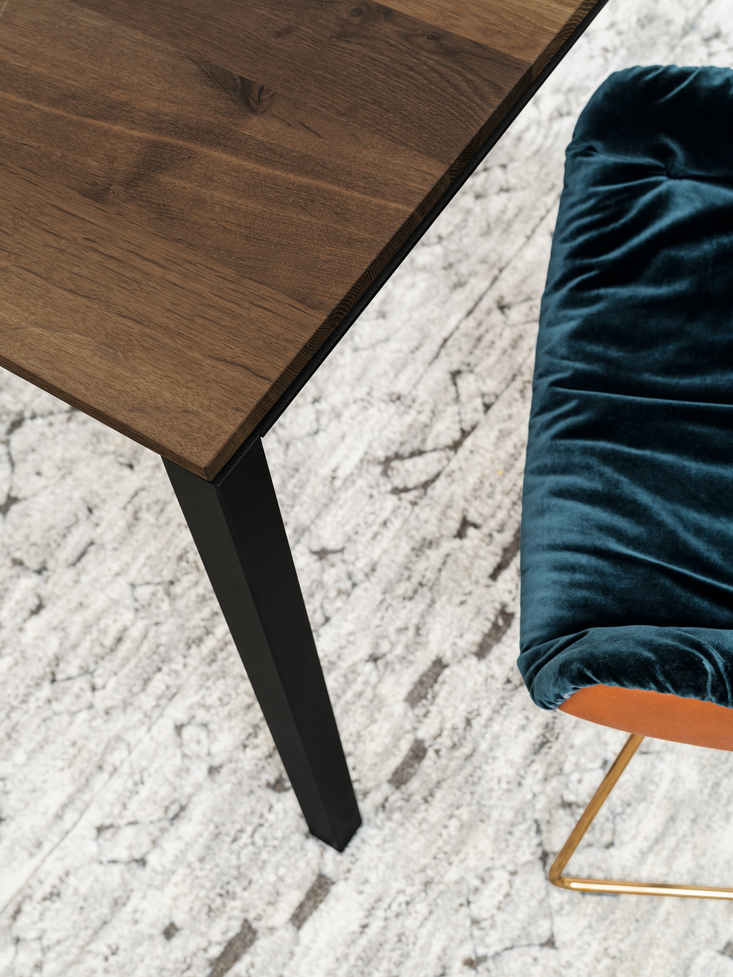 S 600 Table smoked oak Janua