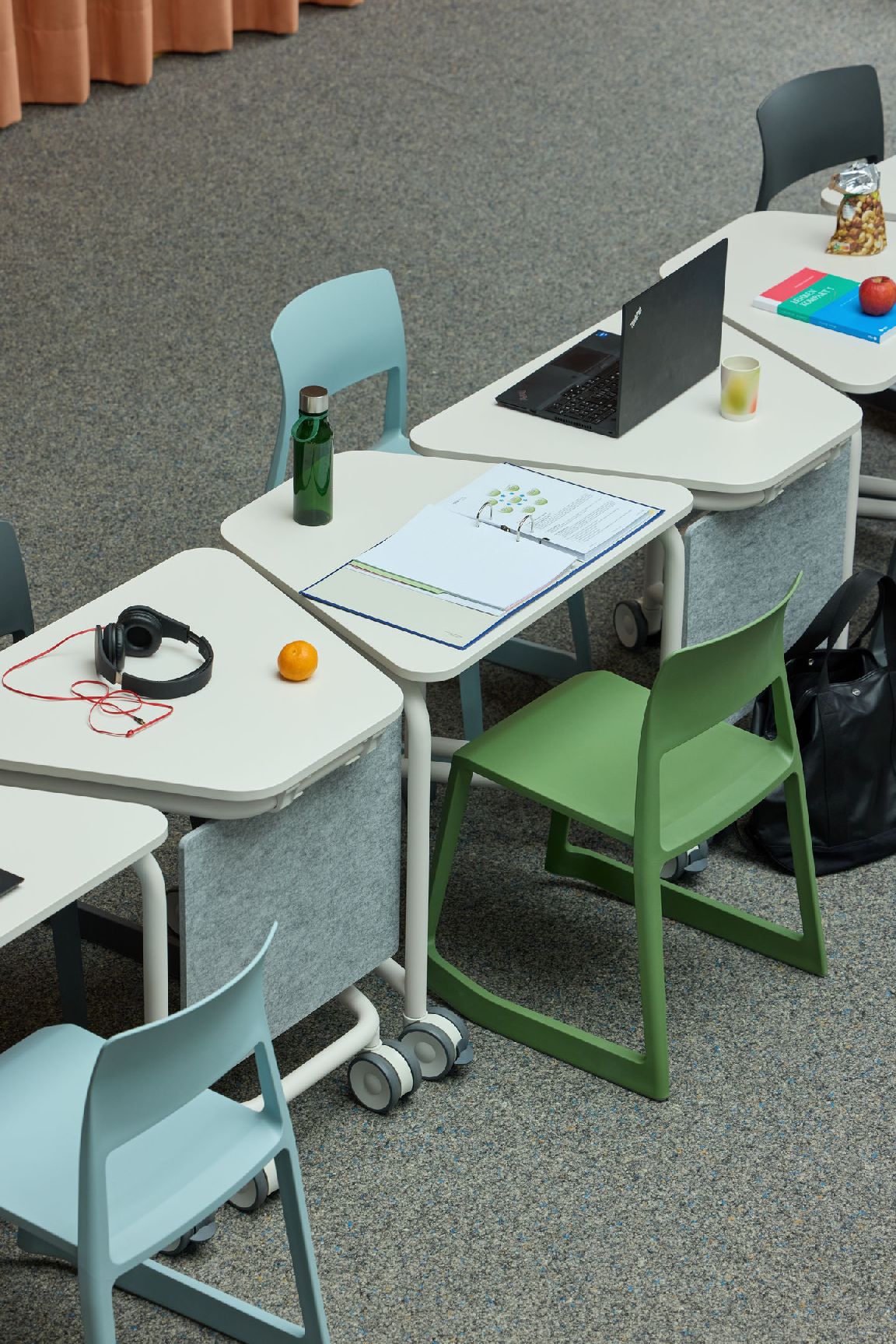 Scout Sprint work table Vitra