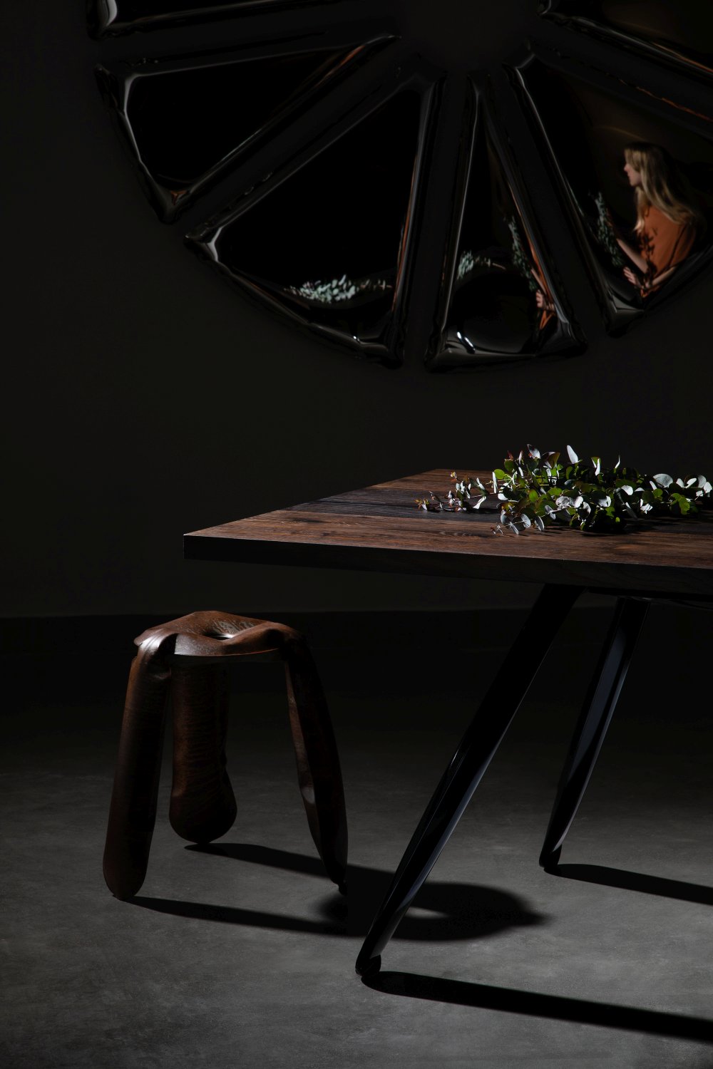 Nucleus mirror Zieta