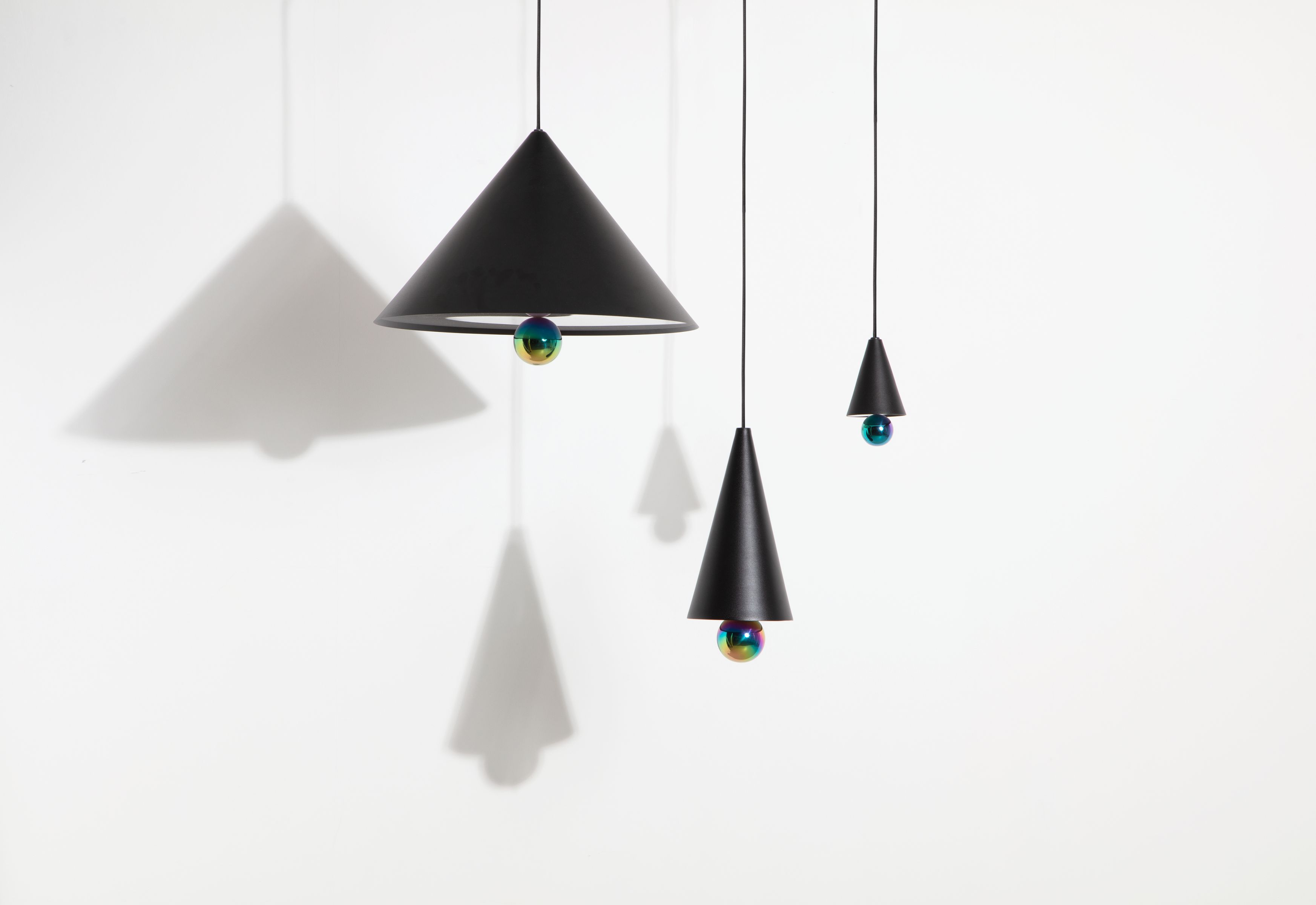 Cherry Pendant light Pendant lamp L Petite Friture