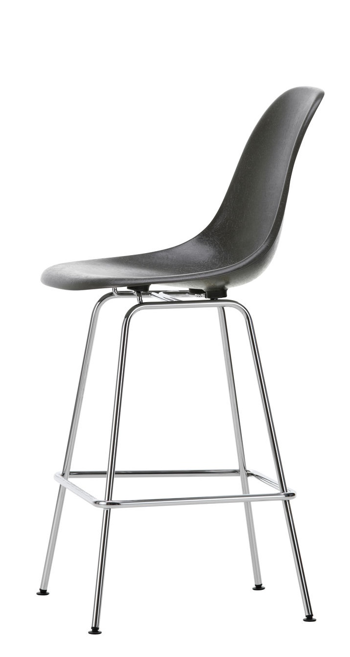 Eames Fibreglass Bar Stool Medium Bar Stool Vitra