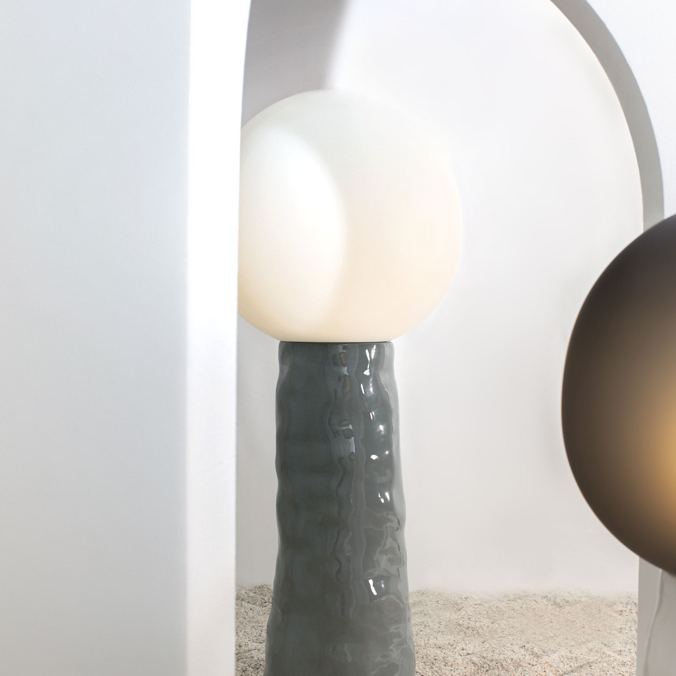 Kokeshi Floor Lamp Pulpo