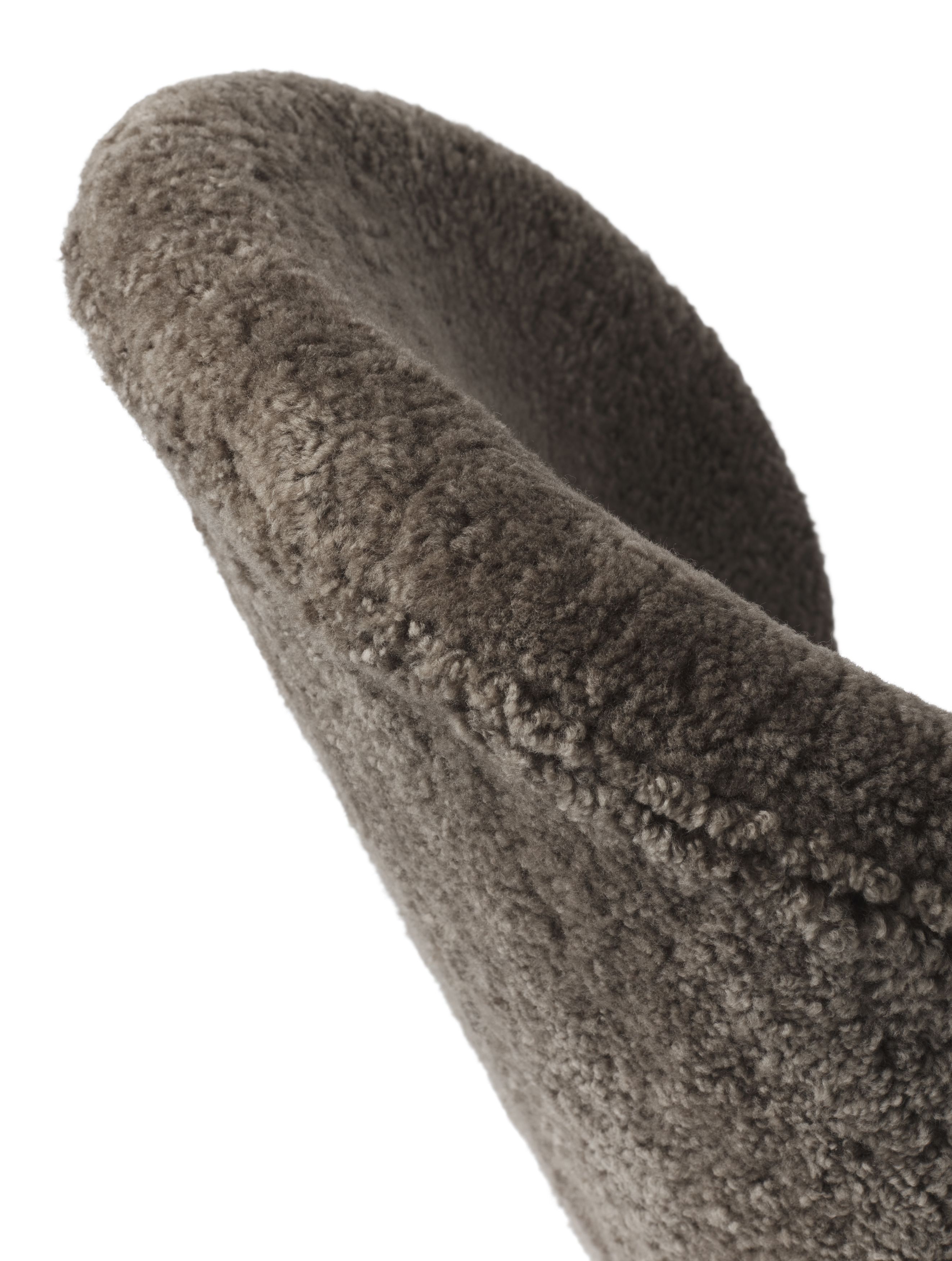VIPP466 Lodge lounge chair Vipp