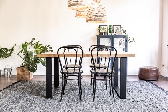 No. 1 Dining table Opa Erwin No. 1 Dining table Opa Erwin