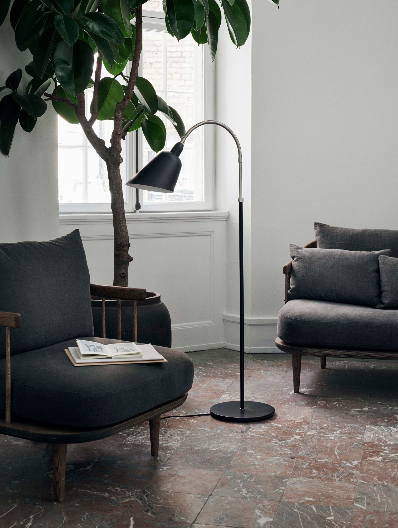 Fly Lounge Chair SC10 / SC1 AndTradition