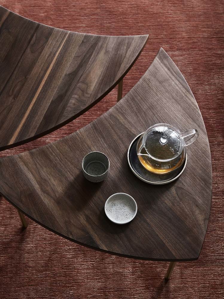 Pinwheel HM7 Side table AndTradition