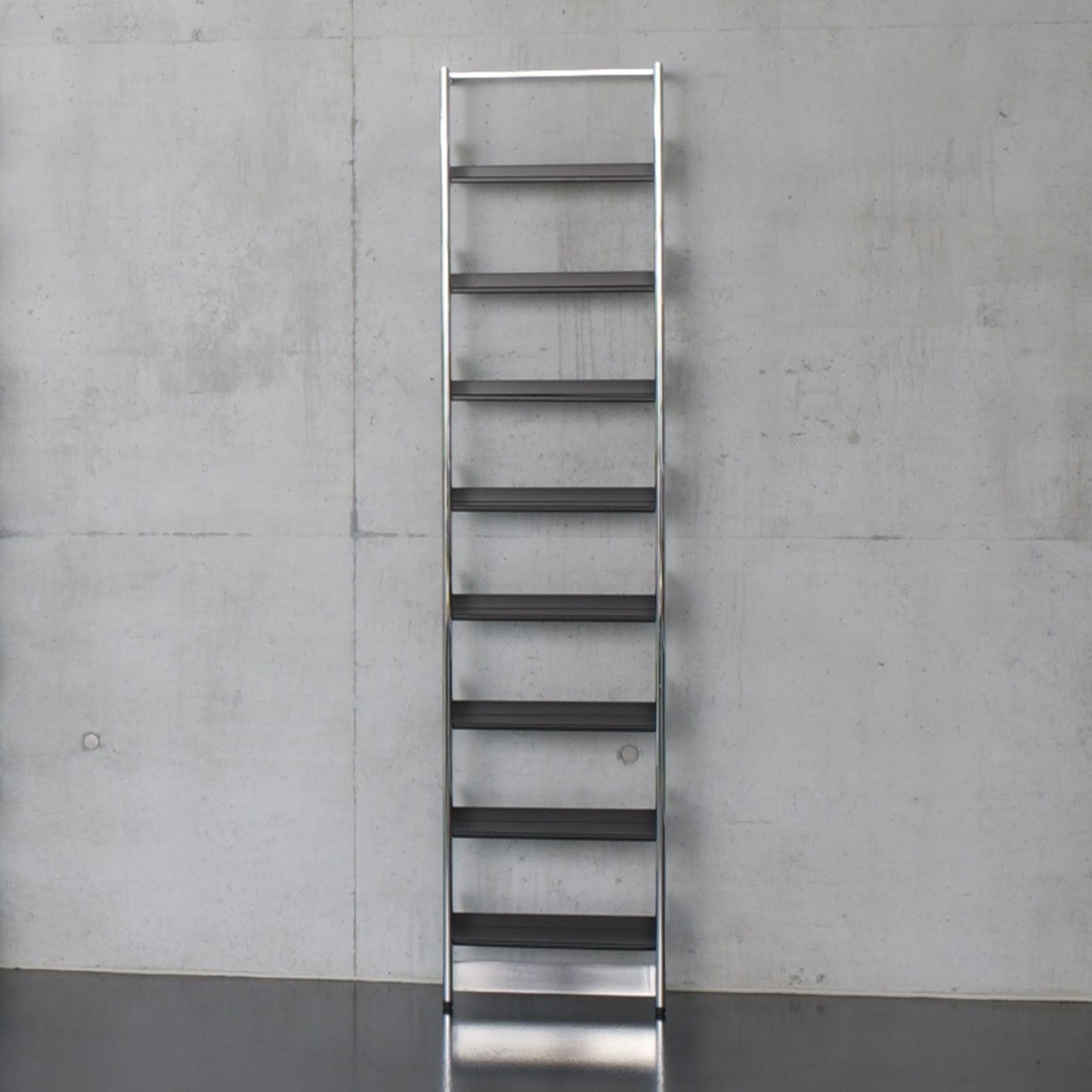 Pool 183 CD Rack Mox