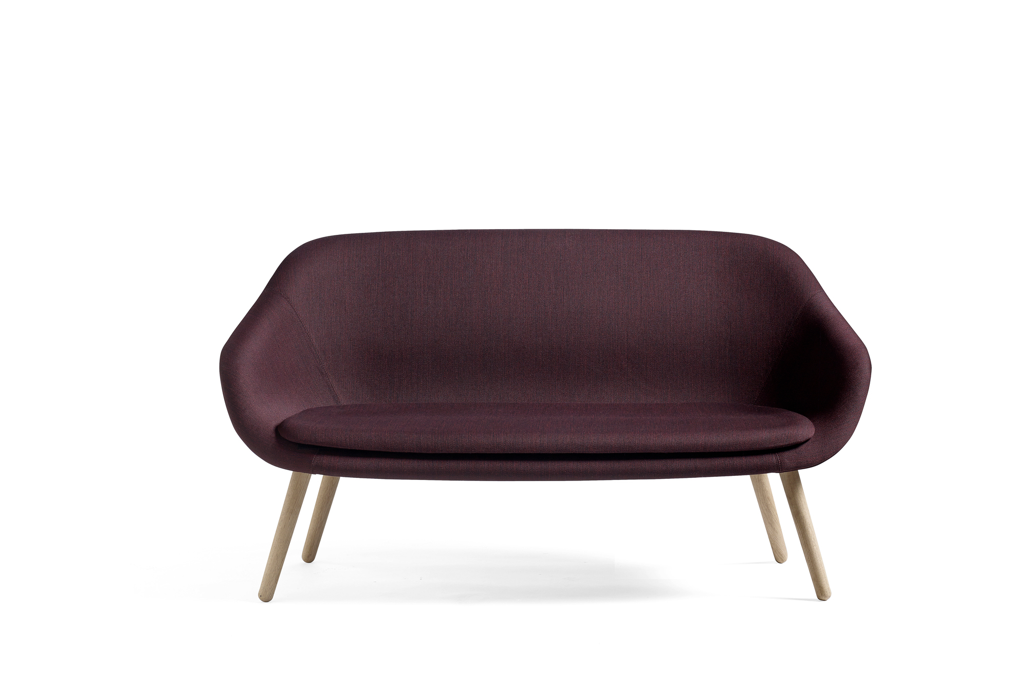 About a Lounge AAL Sofa Hay