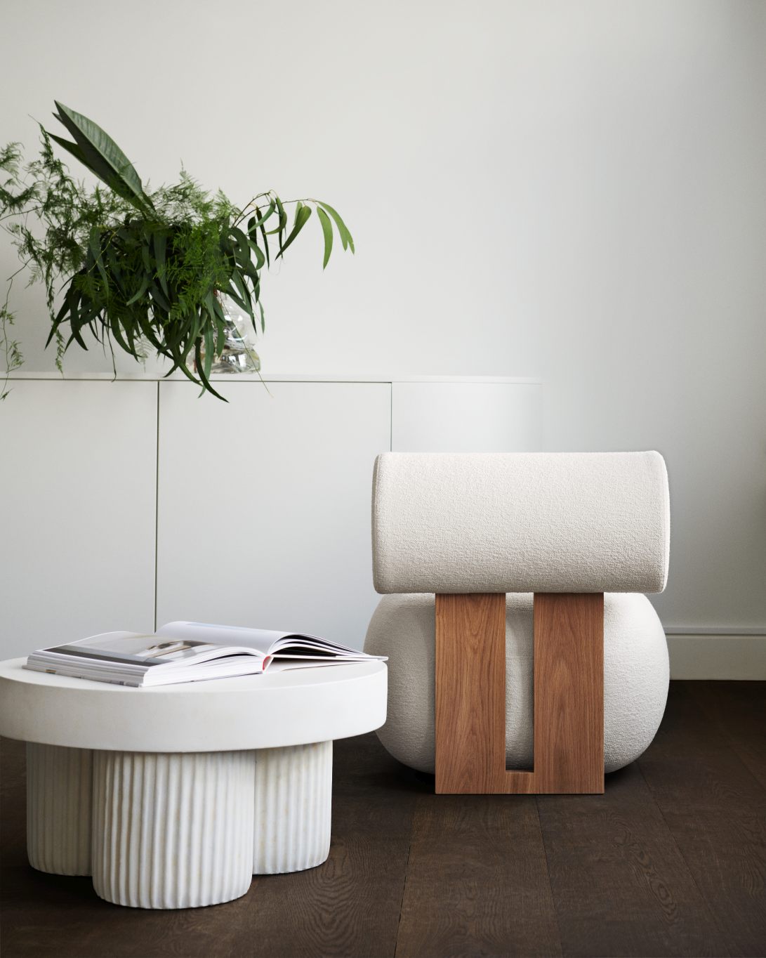 NORR11 Hippo Lounge Chair Sessel in Weiß mit Holzelementen und passendem Beistelltisch.