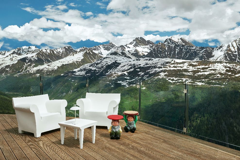 Bubble Club table Outdoor Kartell