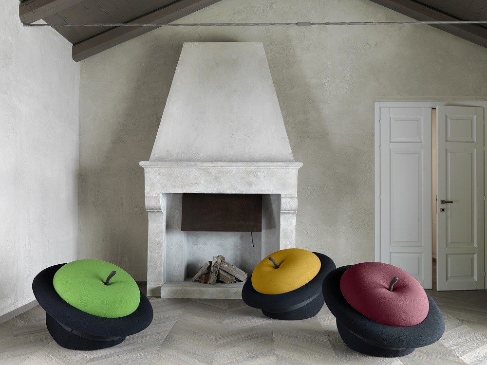 MagriTTA Sculpture-armchair Pouf Gufram
