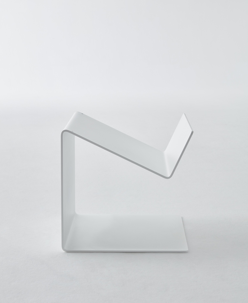 Buk side table Müller Möbelwerkstätten