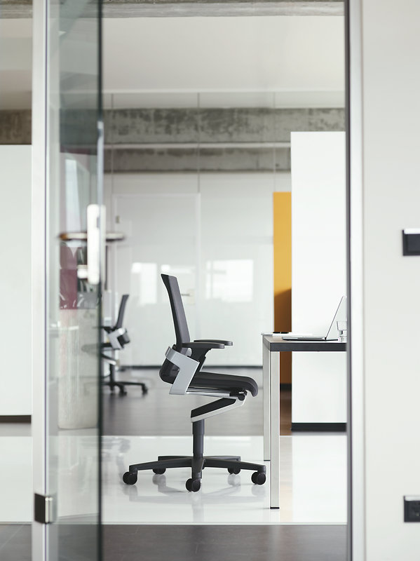 On 174/7 Office Swivel Chair Wilkhahn