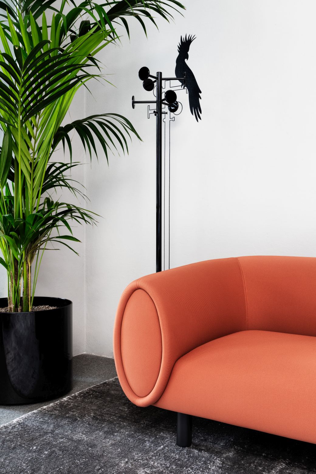 Super Ego clothes stand Rexite