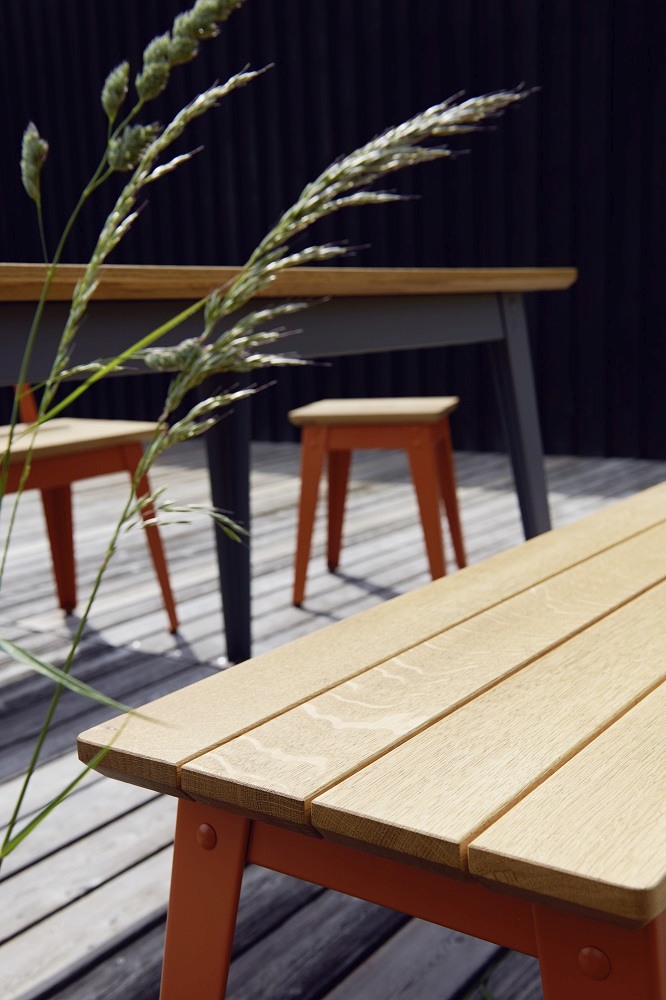 6Grad Outdoor Stool Jan Cray Sulfur Yellow Lumber raw
