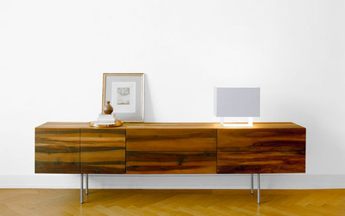 LT01 Seam One table light e15
