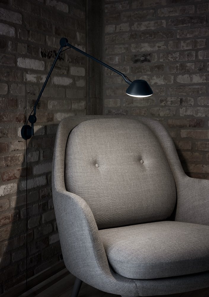AQ01 Wall lamp Fritz Hansen White
