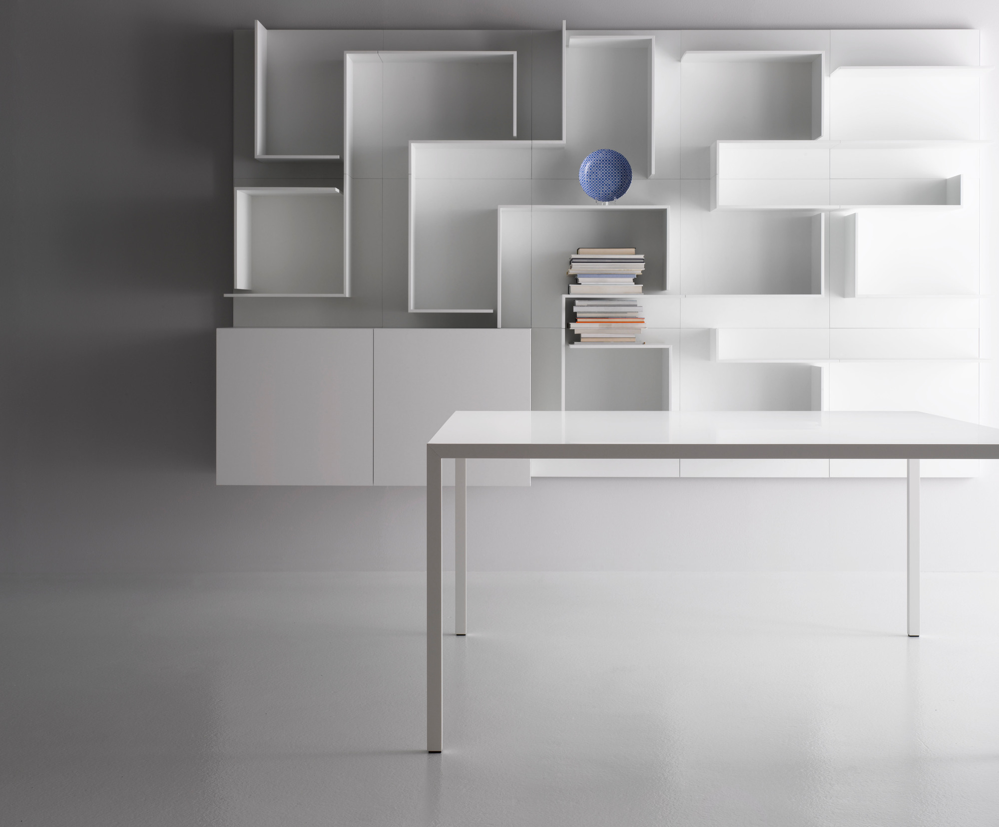 Tense table Preferred combination MDF Italia