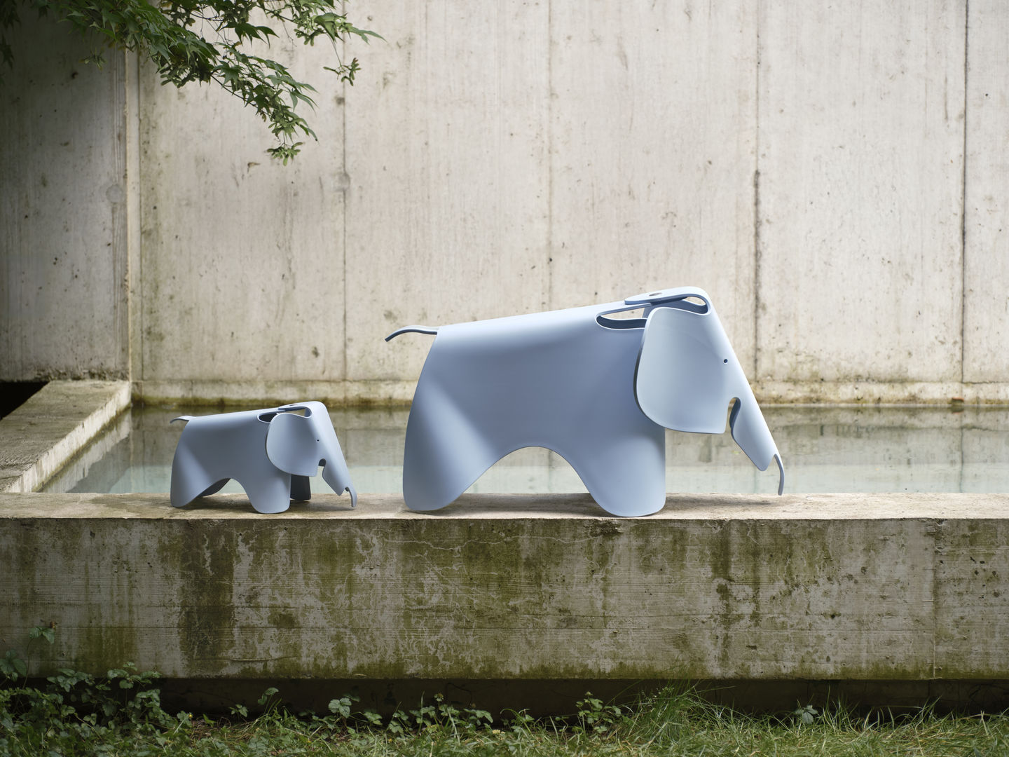 Eames Elephant Small small RE Vitra 