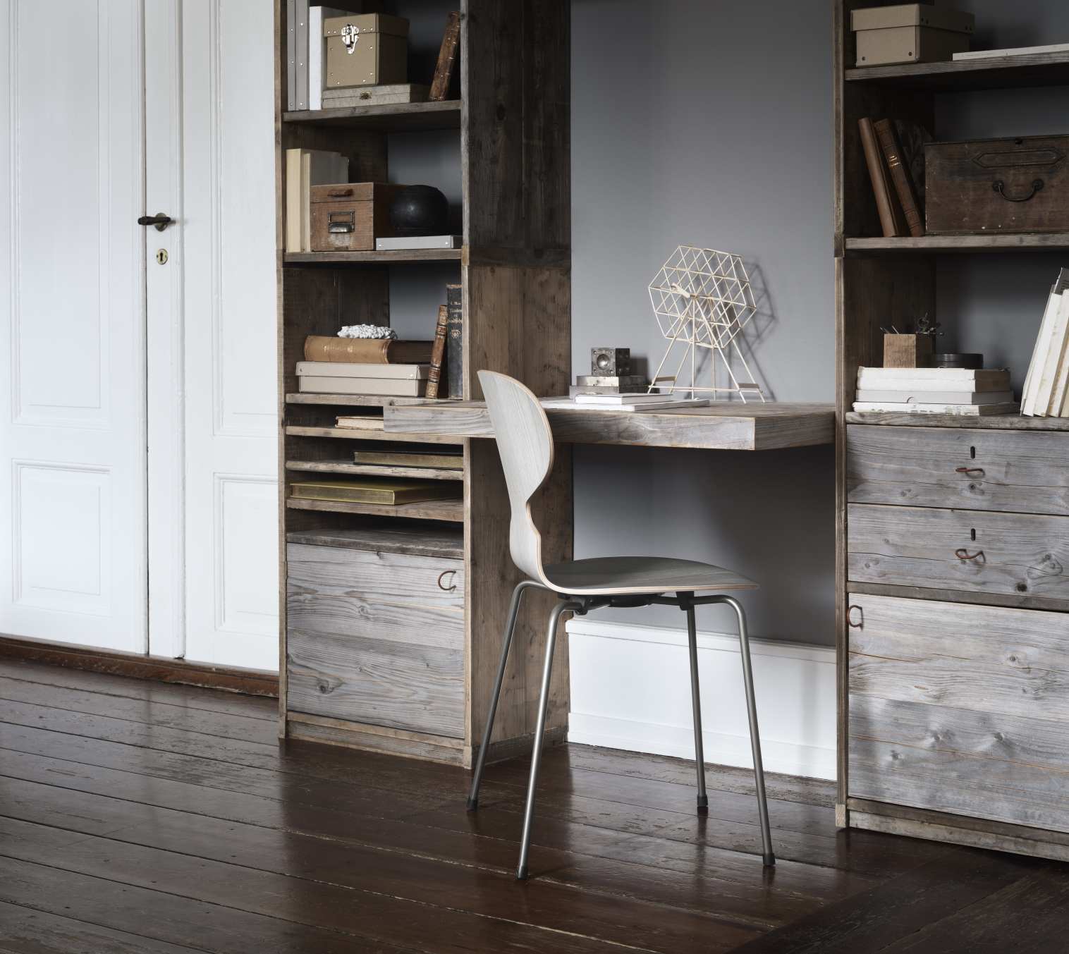 The Ant Chair 3101 4-leg frame Fritz Hansen 