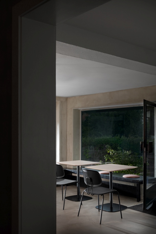 Vermu Dining table Square Zeitraum