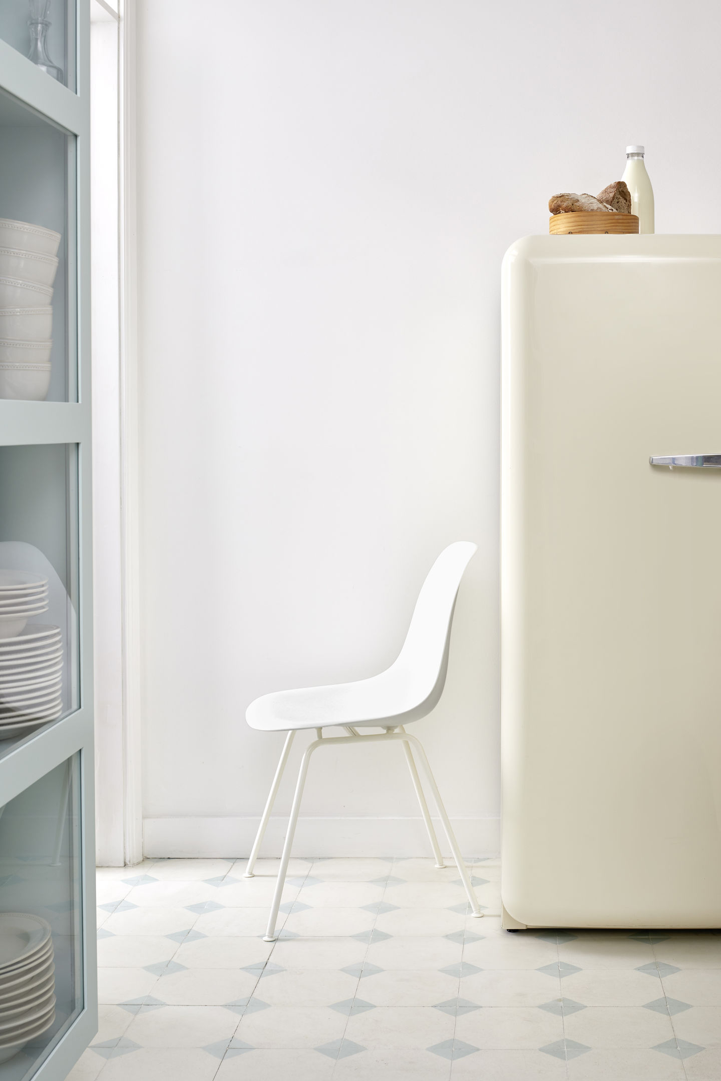 Eames Fibreglass Chair DSX Chair Vitra