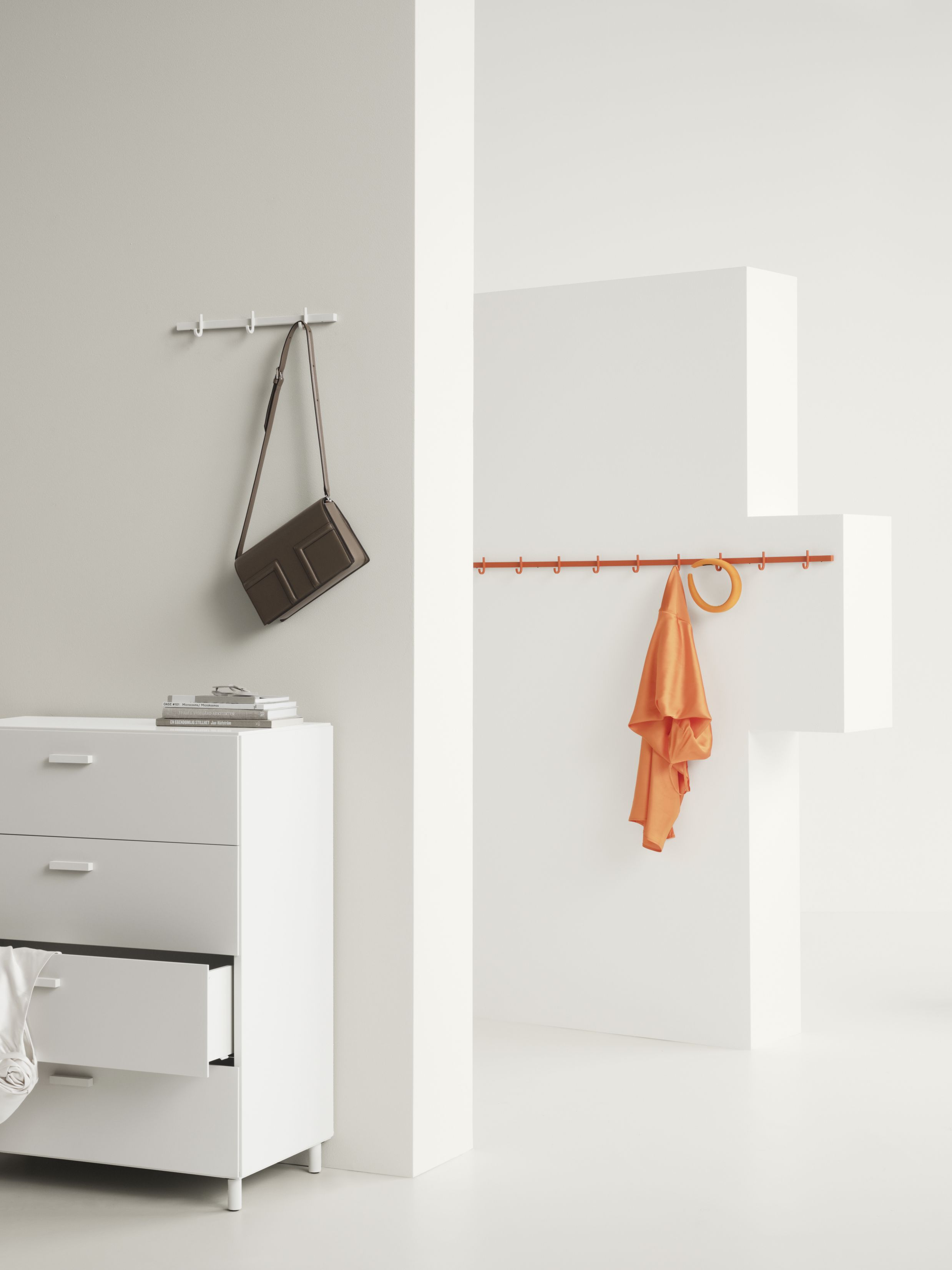 Relief Hook rail W41cm white String Furniture