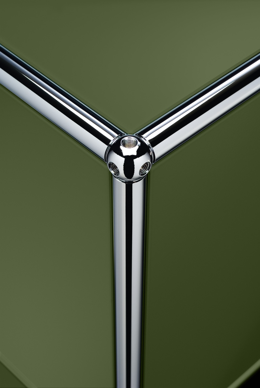 USM Haller TV furniture with castors Olive green