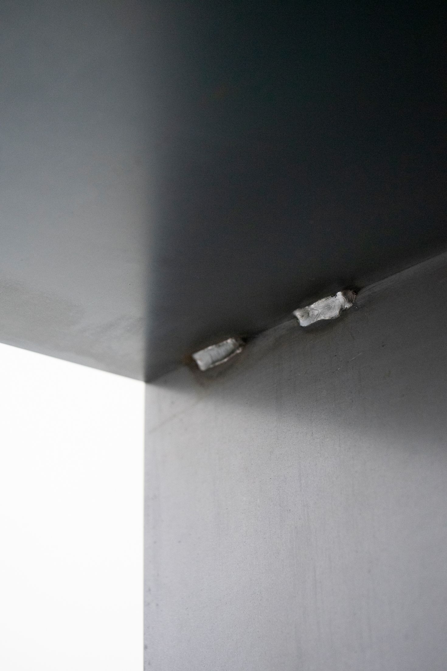 Gespanntes Regal Shelf Nils Holger Moormann