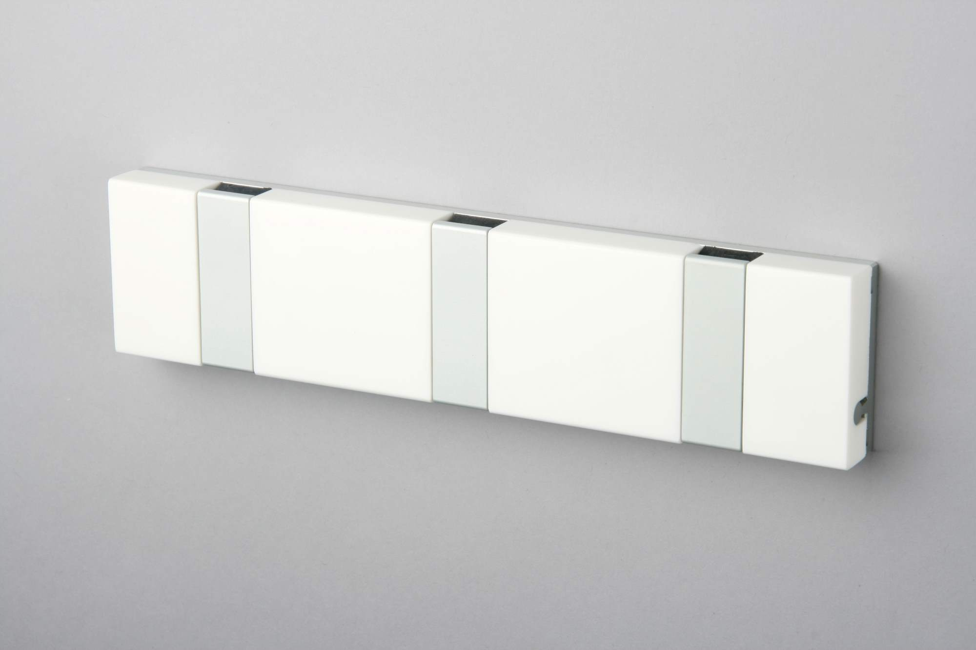 Knax Lite Wardrobe 3 hooks Loca