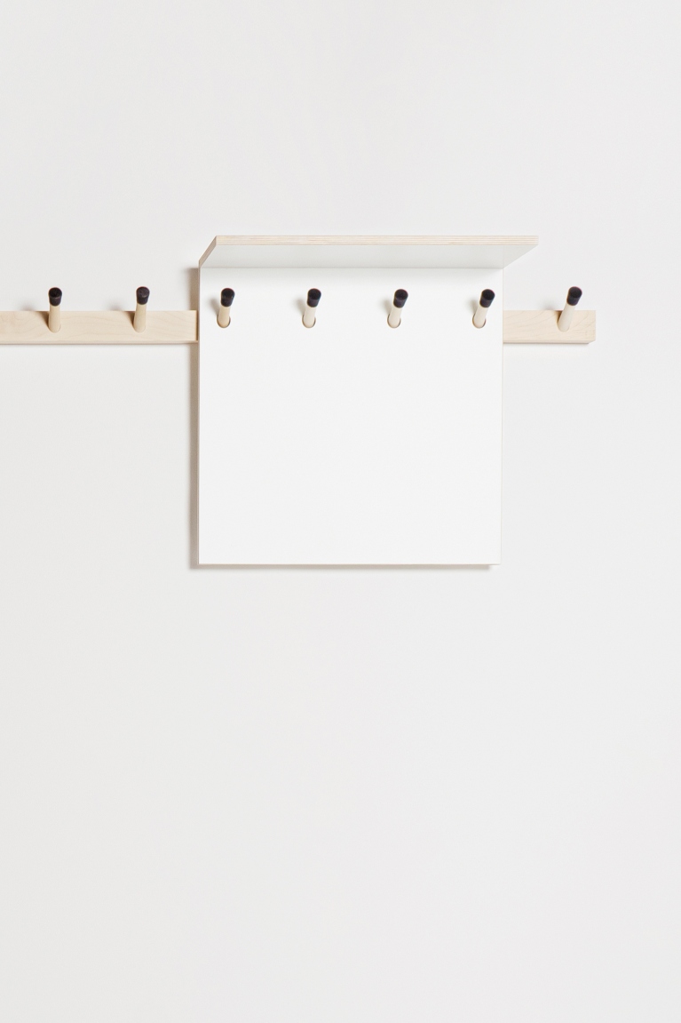 Calculation example hat shelf Nils Holger Moormann