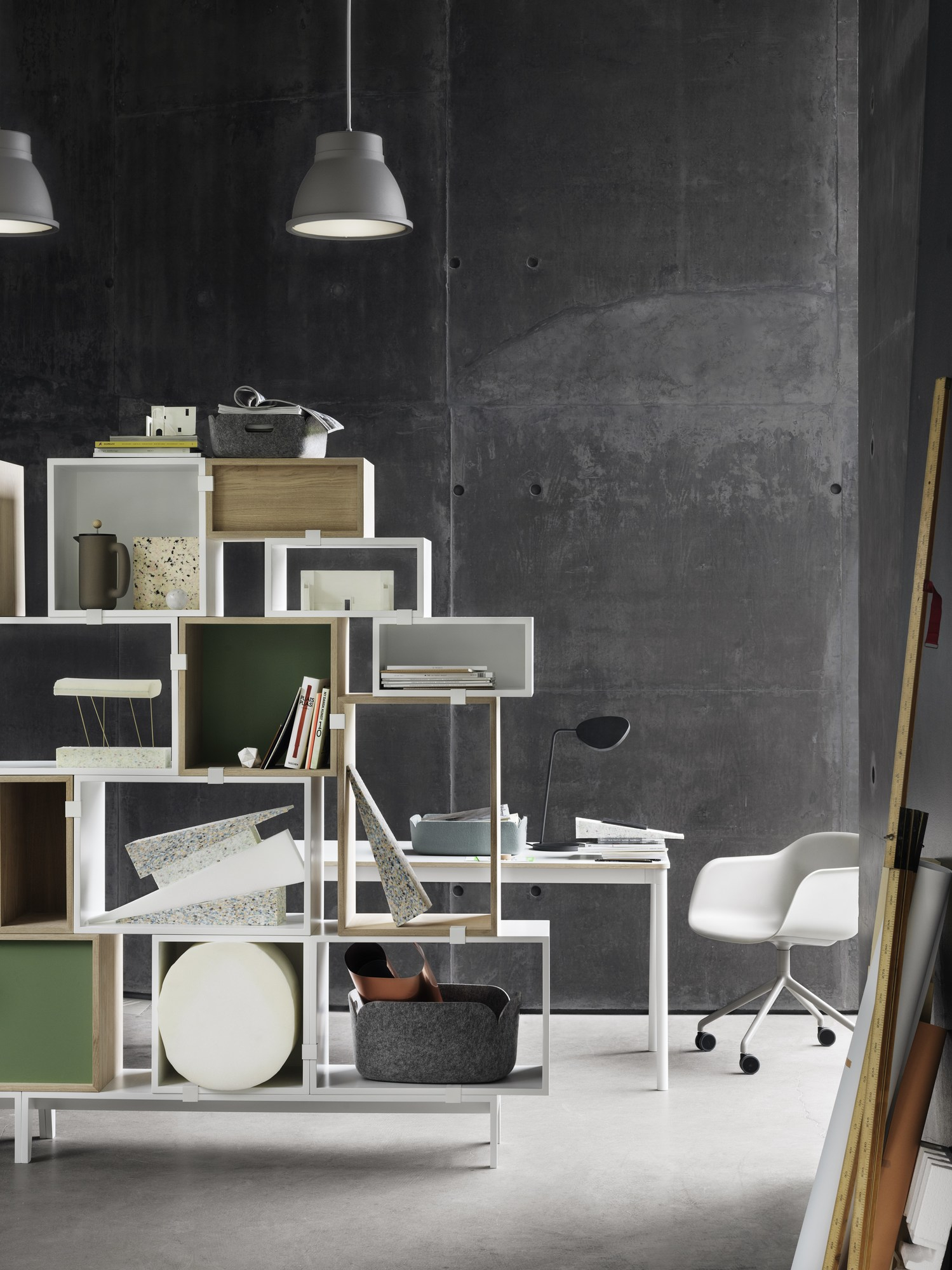 Leaf Table Lamp Grey Muuto SINGLE PIECES